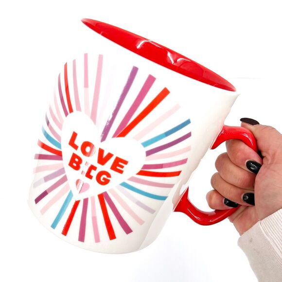 Hallmark LOVE BIG Oversized Mug Cup 64oz  Rainbow Heart GIANT Novelty Mug - Picture 6 of 9